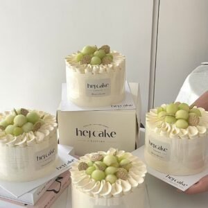 Melon Longjing Green Tea Cream Cake 玫珑蜜瓜