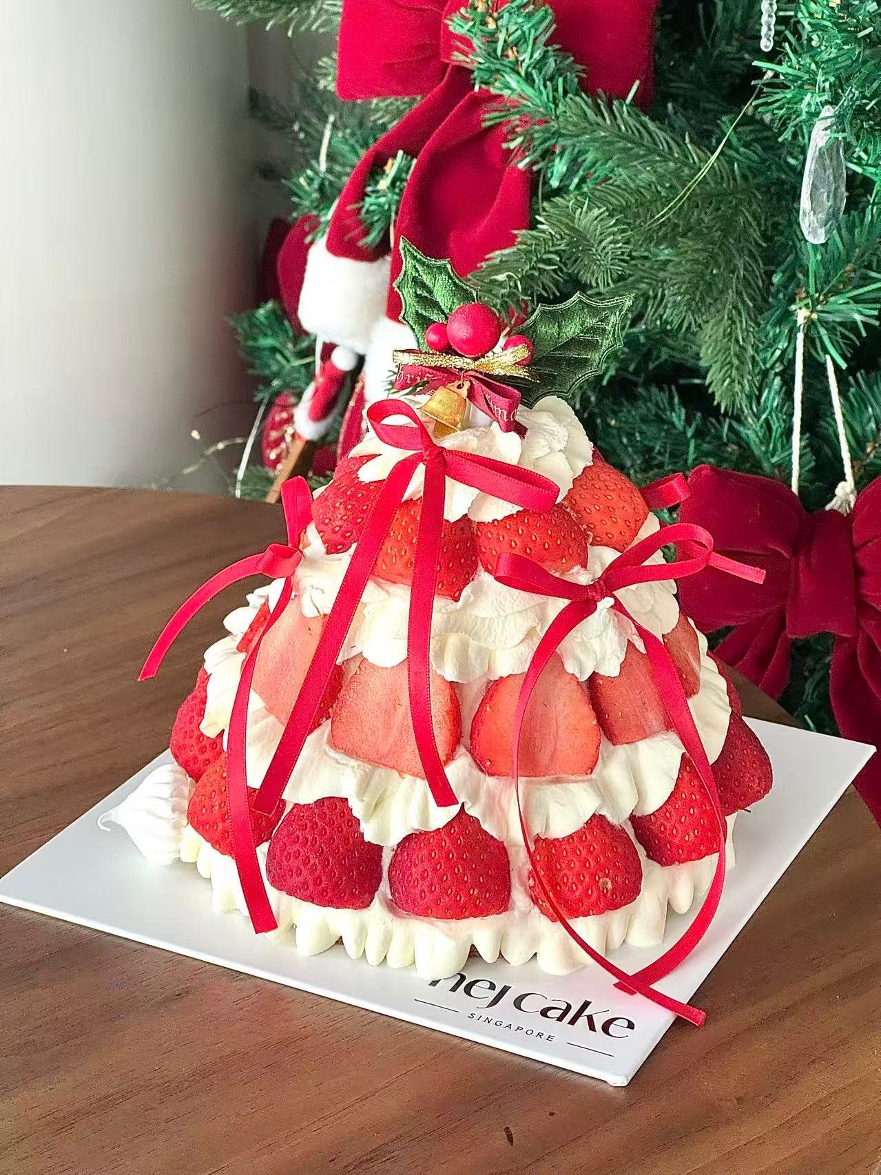 Korean Strawberry Cake 韩国软心草莓树蛋糕